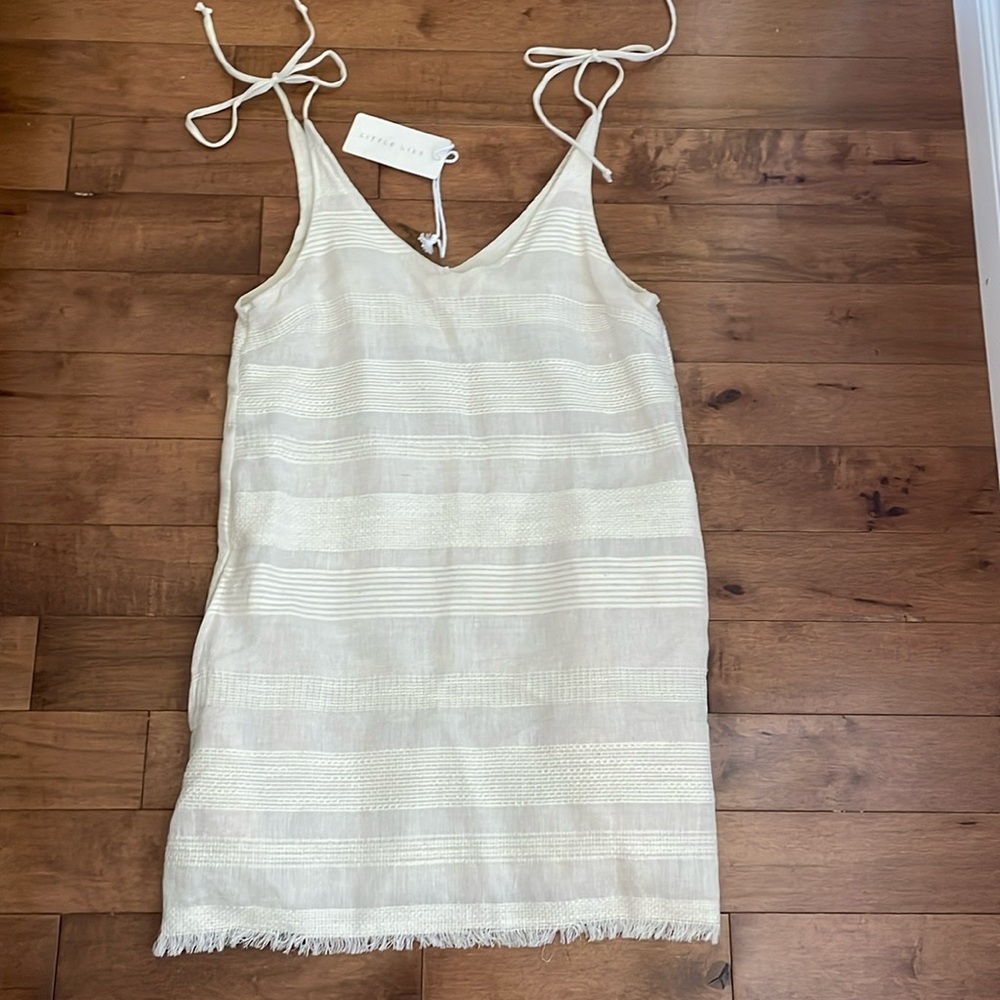 ‘Little Lies’ SummerDress size 8